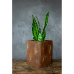 Rustykalna osłonka na doniczkę loft 25x25x30 cm – ręcznie robiona