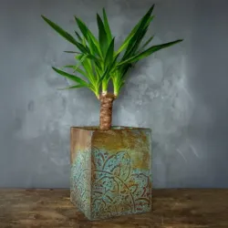 Rustykalna osłonka na doniczkę z mandalą 3D loft 25x25x30 cm – ręcznie robiona
