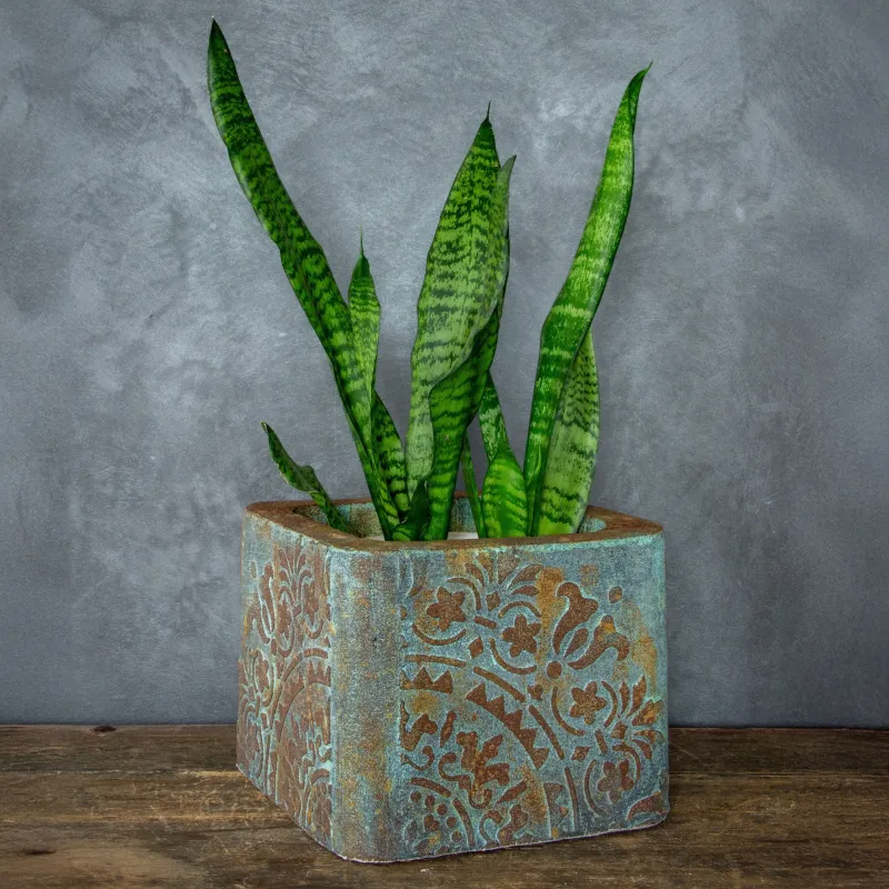 Ozdobna osłonka na doniczkę loft 25x25x21 cm – ręcznie robiona z mandalą 3D