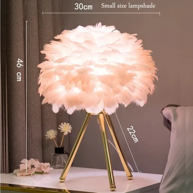 Lampa Stołowa LED z Piórkami
